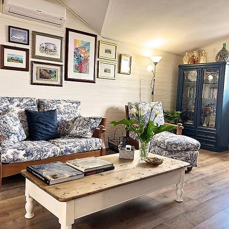 Apartamento La Mansardina Venegono Superiore Exterior foto