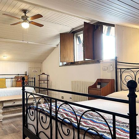 Apartamento La Mansardina Venegono Superiore Exterior foto