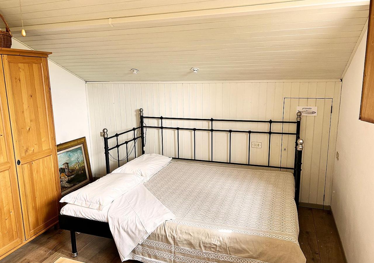 Apartamento La Mansardina Venegono Superiore Exterior foto